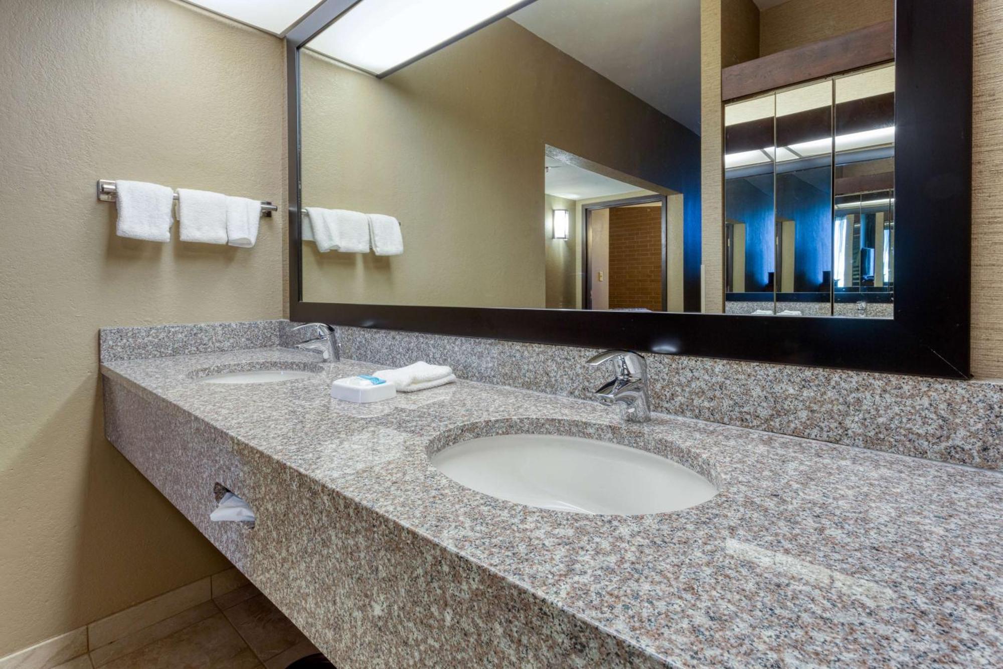 Drury Inn & Suites Atlanta Morrow Exteriör bild